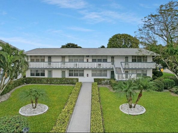 377 Windsor Q, West Palm Beach FL 33417