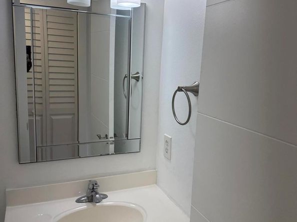 377 Windsor Q, West Palm Beach FL 33417