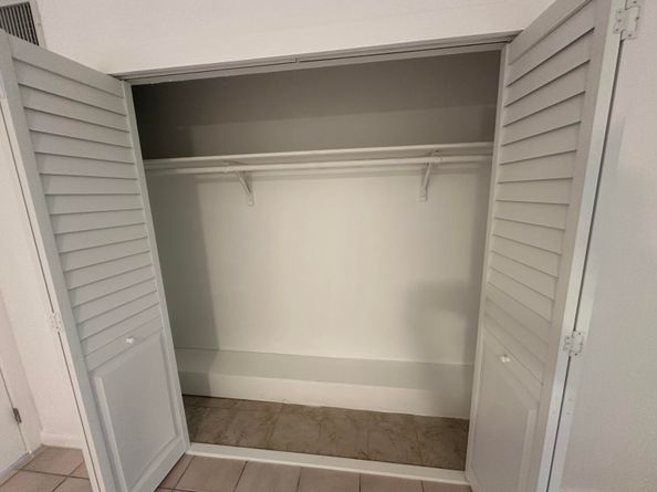 377 Windsor Q, West Palm Beach FL 33417