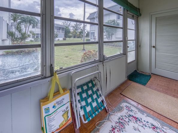 3040 Lake Osborne Drive 106, Lake Worth Beach FL 33461
