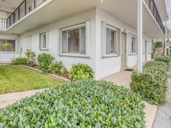 3040 Lake Osborne Drive