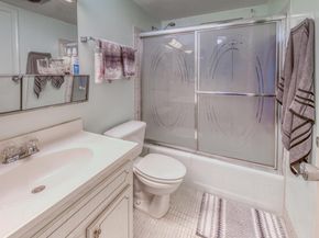 3040 Lake Osborne Drive 106, Lake Worth Beach FL 33461