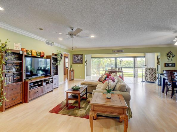 6422 Aspen Glen Cir 206, Boynton Beach FL 33437