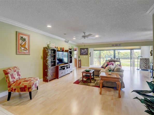 6422 Aspen Glen Cir 206, Boynton Beach FL 33437