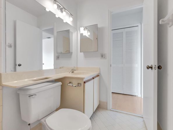 5829 Parkwalk Drive, Boynton Beach FL 33472
