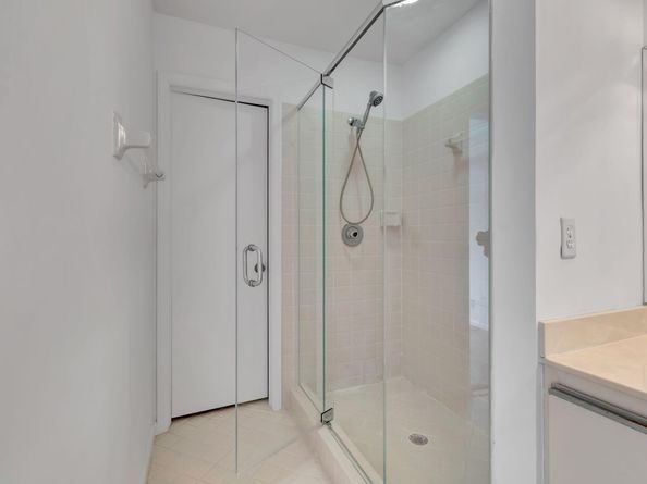 5829 Parkwalk Drive, Boynton Beach FL 33472