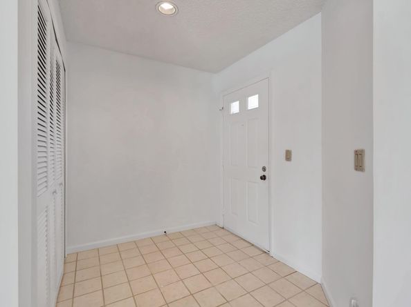 5829 Parkwalk Drive, Boynton Beach FL 33472