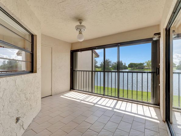 5829 Parkwalk Drive, Boynton Beach FL 33472