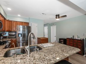 1425 NE 55th St, Fort Lauderdale FL 33334