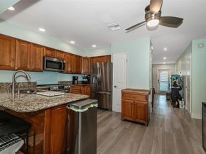 1425 NE 55th St, Fort Lauderdale FL 33334
