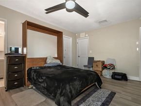 1425 NE 55th St, Fort Lauderdale FL 33334