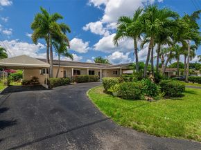 1425 NE 55th St, Fort Lauderdale FL 33334