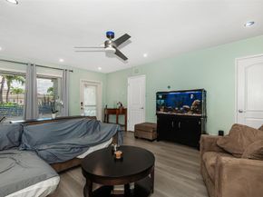 1425 NE 55th St, Fort Lauderdale FL 33334
