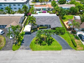 1425 NE 55th St, Fort Lauderdale FL 33334