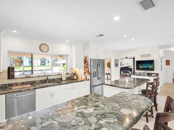 1336 SW 10th St, Fort Lauderdale FL 33312