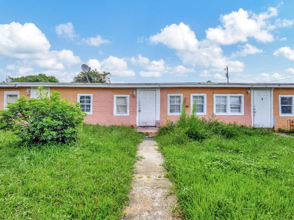 4583 Diekhans Road, West Palm Beach FL 33417