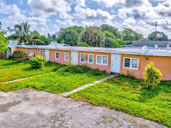 4583 Diekhans Road, West Palm Beach FL 33417