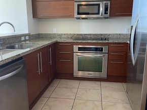 2641 N Flamingo Rd N2706, Sunrise FL 33323