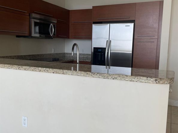 2641 N Flamingo Rd N2706, Sunrise FL 33323