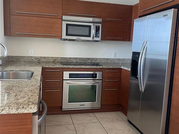 2641 N Flamingo Rd N2706, Sunrise FL 33323