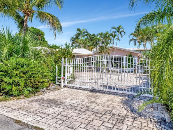 5140 NE 17th Ter, Fort Lauderdale FL 33334