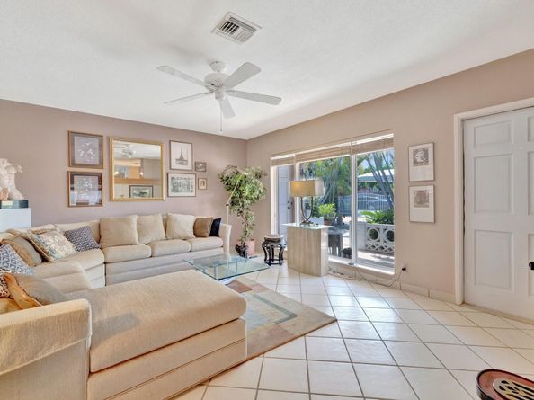 5140 NE 17th Ter, Fort Lauderdale FL 33334