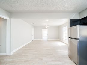 7318 Dahlia Street, Houston TX 77012