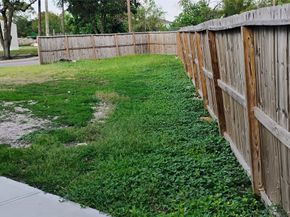 7318 Dahlia Street, Houston TX 77012