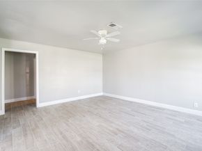 7318 Dahlia Street, Houston TX 77012