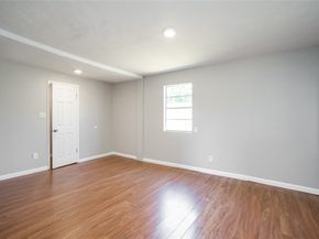 7318 Dahlia Street, Houston TX 77012