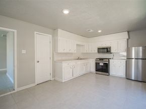 7318 Dahlia Street, Houston TX 77012
