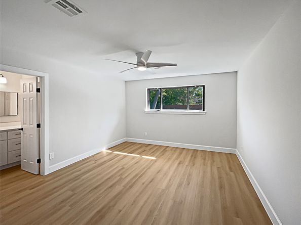 5743 Ludington Drive, Houston TX 77035