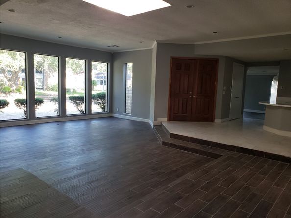 10738 Villa Lea Lane, Houston TX 77071