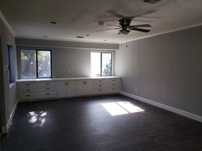 10738 Villa Lea Lane, Houston TX 77071