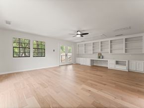 4 N Autumnwood Way, The Woodlands TX 77380