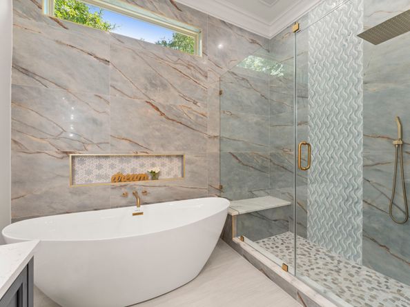 4 N Autumnwood Way, The Woodlands TX 77380