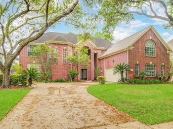 16 Treverstone Court