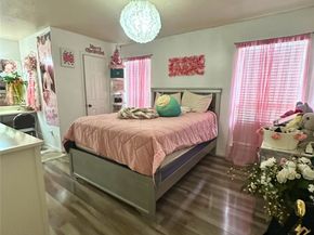 7120 Cole Creek Drive, Houston TX 77092