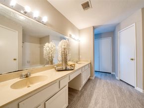 21434 Park Bluff Drive, Katy TX 77450