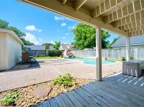 21434 Park Bluff Drive, Katy TX 77450