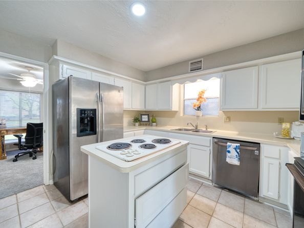 21434 Park Bluff Drive, Katy TX 77450