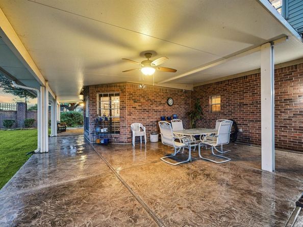20106 Ambervine Circle, Katy TX 77450