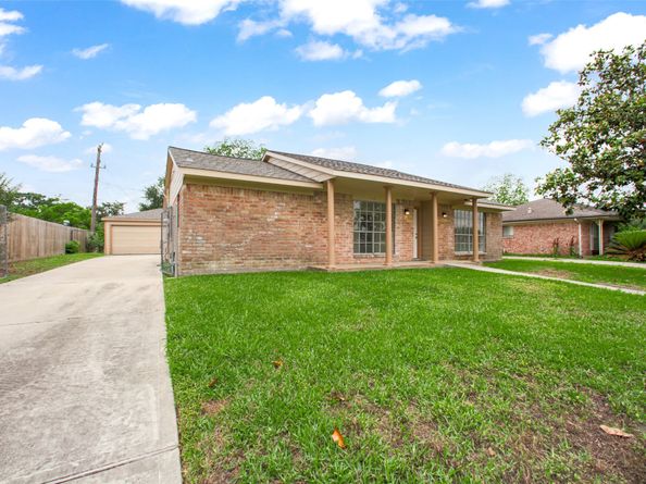 11326 Sagecreek Drive, Houston TX 77089