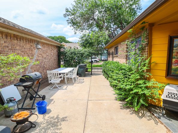 13555 Portobello Drive, Houston TX 77083