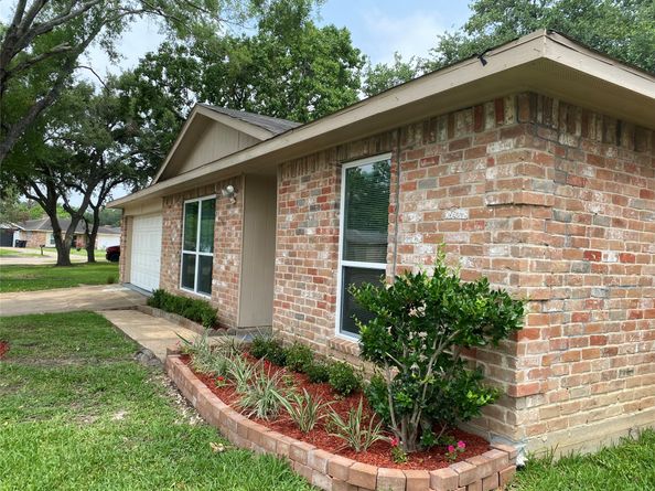 10123 Kent Towne Lane, Sugar Land TX 77498