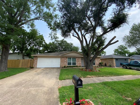 10123 Kent Towne Lane, Sugar Land TX 77498