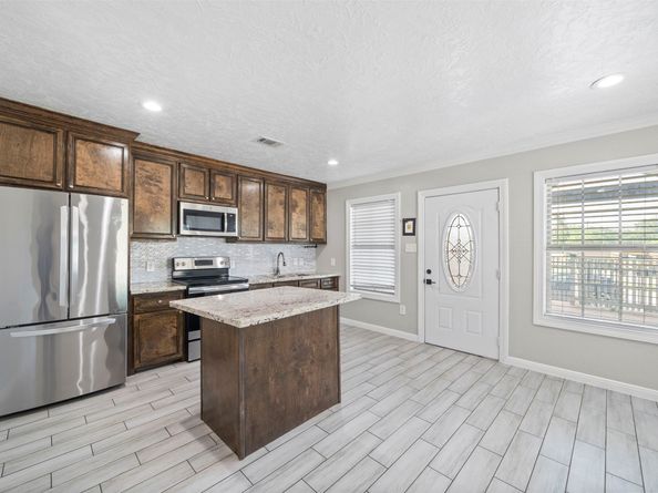 7941 Goode Street, Houston TX 77012