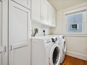 940 Columbia Street, Houston TX 77008