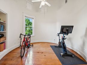 940 Columbia Street, Houston TX 77008
