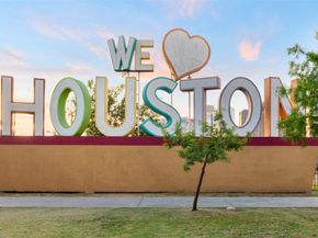 2323 Polk Street 302, Houston TX 77003